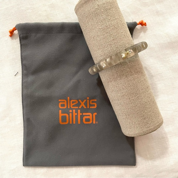 Alexis Bittar lucite hinged bracelet - Picture 2 of 11